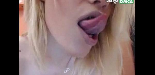  Hot blonde bb showing her tongue online